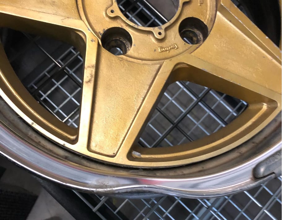 Bend on polished front lip